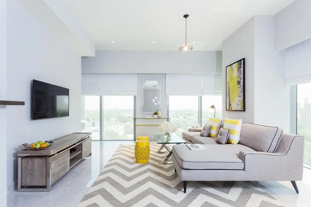 Nasma Luxury Stays - Central Park Tower Dubai Apartment