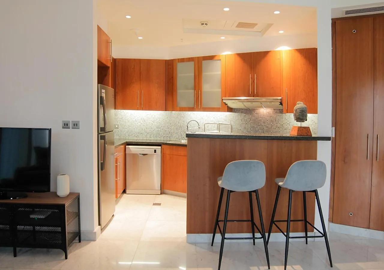 Nasma Luxury Stays - Central Park Tower Dubai Apartment