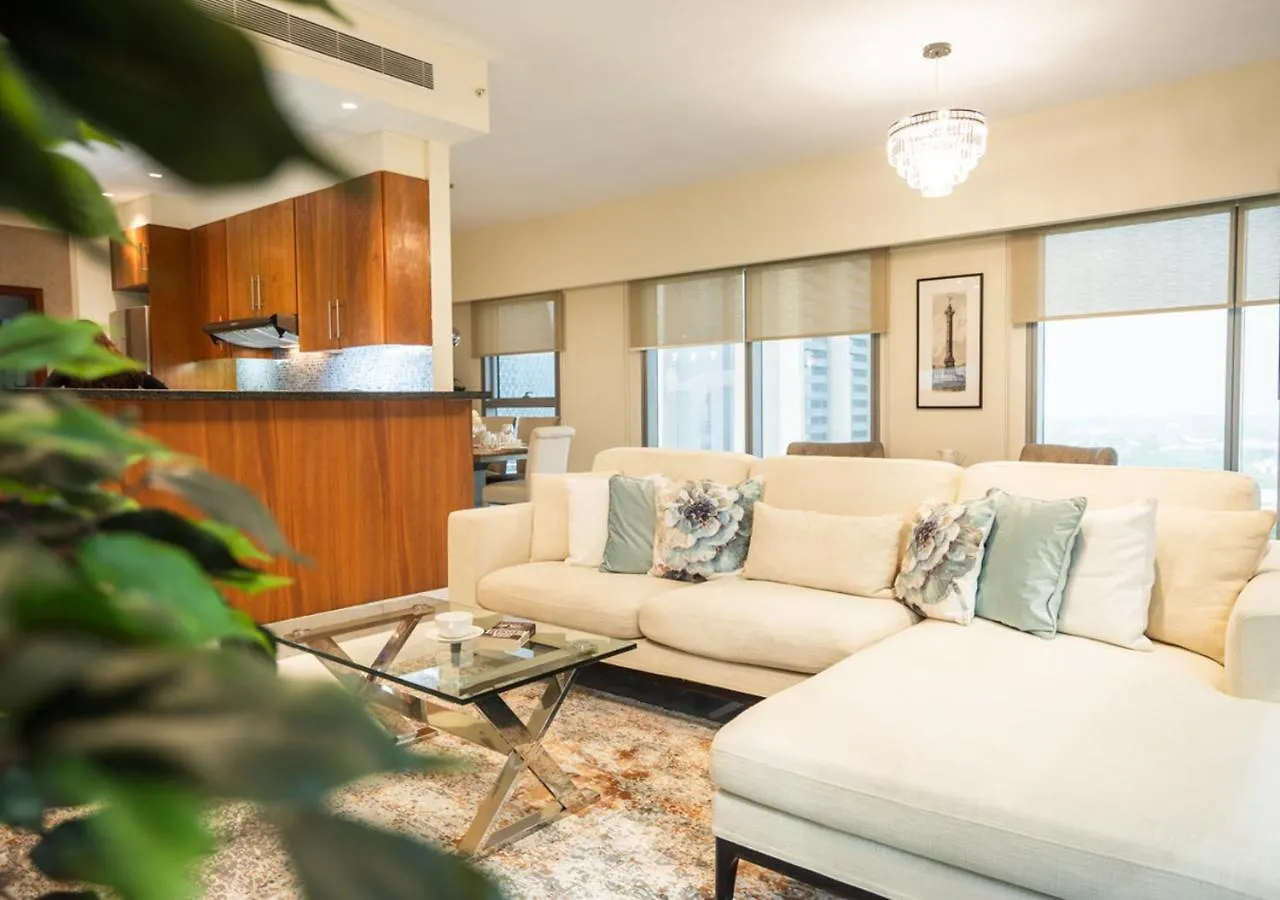Nasma Luxury Stays - Central Park Tower Dubai Apartment